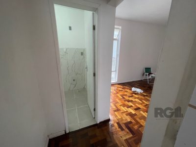 Apartamento à venda com 50m², 2 quartos, 1 suíte no bairro São Geraldo em Porto Alegre - Foto 3