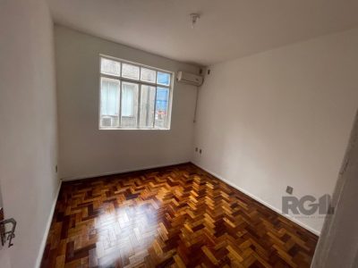 Apartamento à venda com 50m², 2 quartos, 1 suíte no bairro São Geraldo em Porto Alegre - Foto 6