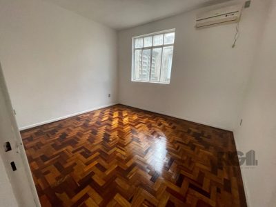 Apartamento à venda com 50m², 2 quartos, 1 suíte no bairro São Geraldo em Porto Alegre - Foto 9