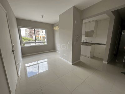 Apartamento à venda com 66m², 2 quartos, 1 suíte, 1 vaga no bairro Menino Deus em Porto Alegre - Foto 2