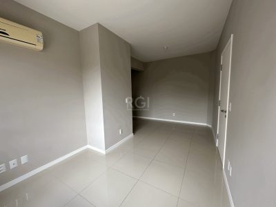 Apartamento à venda com 66m², 2 quartos, 1 suíte, 1 vaga no bairro Menino Deus em Porto Alegre - Foto 3