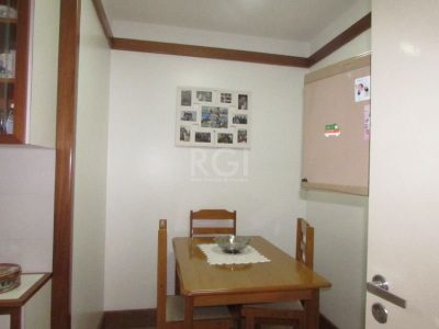 Apartamento à venda com 77m², 2 quartos, 1 vaga no bairro Mont Serrat em Porto Alegre - Foto 6