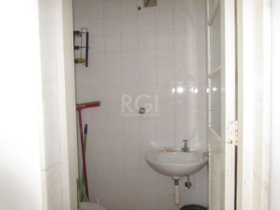 Apartamento à venda com 77m², 2 quartos, 1 vaga no bairro Mont Serrat em Porto Alegre - Foto 9