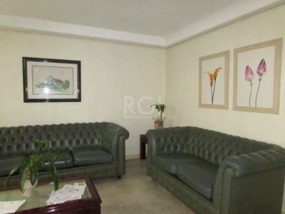 Apartamento à venda com 77m², 2 quartos, 1 vaga no bairro Mont Serrat em Porto Alegre - Foto 2