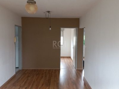 Apartamento à venda com 64m², 3 quartos, 1 vaga no bairro Jardim Planalto em Porto Alegre - Foto 4