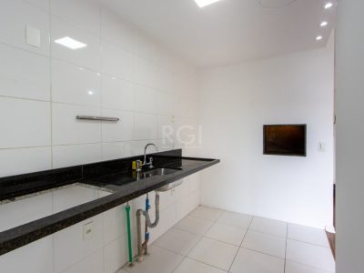 Apartamento à venda com 69m², 2 quartos, 1 suíte, 1 vaga no bairro Tristeza em Porto Alegre - Foto 16