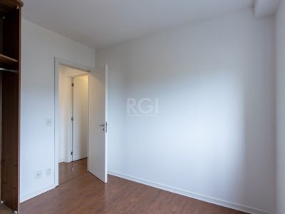 Apartamento à venda com 69m², 2 quartos, 1 suíte, 1 vaga no bairro Tristeza em Porto Alegre - Foto 22