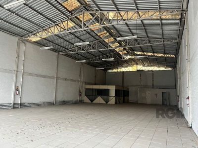 Depósito/Pavilhão à venda com 390m² no bairro São João em Porto Alegre - Foto 8