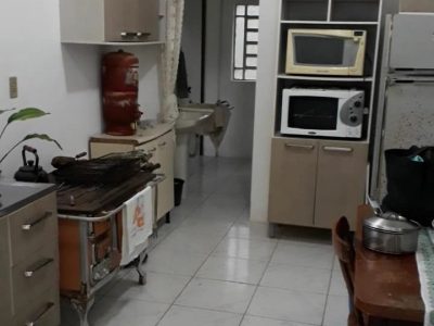 Casa à venda com 200m², 3 quartos, 1 suíte, 2 vagas no bairro Santa Tereza em Porto Alegre - Foto 14