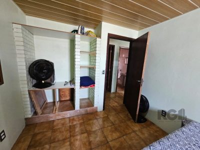 Casa à venda com 220m², 4 quartos, 1 suíte, 2 vagas no bairro Jardim Beira Mar em Capão da Canoa - Foto 15