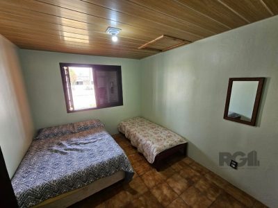 Casa à venda com 220m², 4 quartos, 1 suíte, 2 vagas no bairro Jardim Beira Mar em Capão da Canoa - Foto 16