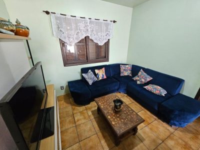 Casa à venda com 220m², 4 quartos, 1 suíte, 2 vagas no bairro Jardim Beira Mar em Capão da Canoa - Foto 3