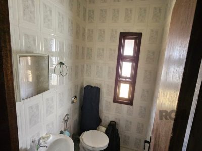 Casa à venda com 220m², 4 quartos, 1 suíte, 2 vagas no bairro Jardim Beira Mar em Capão da Canoa - Foto 19