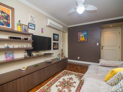 Apartamento à venda com 73m², 2 quartos, 1 vaga no bairro Auxiliadora em Porto Alegre - Foto 5