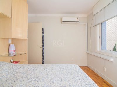 Apartamento à venda com 73m², 2 quartos, 1 vaga no bairro Auxiliadora em Porto Alegre - Foto 14