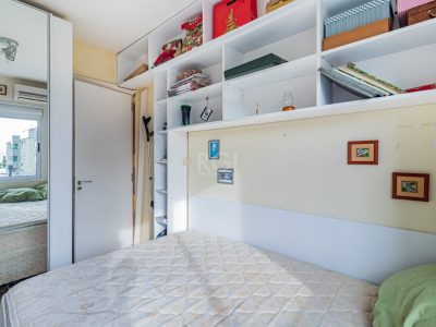 Apartamento à venda com 56m², 2 quartos, 1 suíte, 2 vagas no bairro Tristeza em Porto Alegre - Foto 13