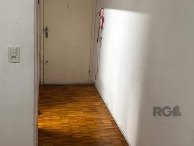 Apartamento à venda com 61m², 2 quartos no bairro Cristal em Porto Alegre - Foto 7