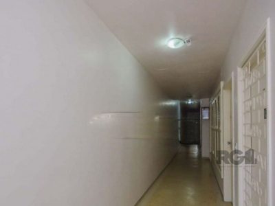 Apartamento à venda com 61m², 2 quartos no bairro Cristal em Porto Alegre - Foto 8