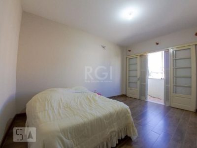 Apartamento à venda com 83m², 2 quartos no bairro Petrópolis em Porto Alegre - Foto 4