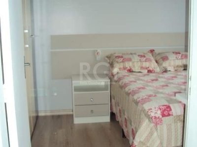 Apartamento à venda com 40m², 1 quarto no bairro Passo d'Areia em Porto Alegre - Foto 14