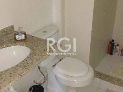 Apartamento à venda com 64m², 2 quartos, 1 suíte, 1 vaga no bairro São Geraldo em Porto Alegre - Foto 6