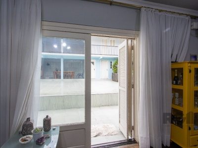 Casa à venda com 267m², 3 quartos, 1 suíte, 3 vagas no bairro Jardim Itu em Porto Alegre - Foto 19