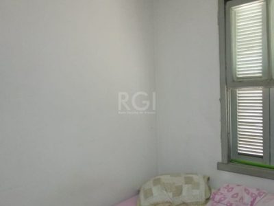 Apartamento à venda com 64m², 2 quartos no bairro Passo d'Areia em Porto Alegre - Foto 4