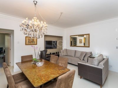 Apartamento à venda com 87m², 2 quartos no bairro Centro em Porto Alegre - Foto 4