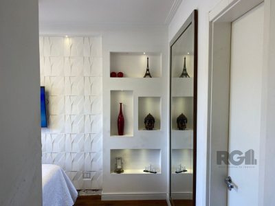 Apartamento à venda com 60m², 2 quartos, 1 suíte, 1 vaga no bairro Medianeira em Porto Alegre - Foto 6