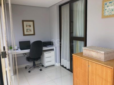 Apartamento à venda com 148m², 3 quartos, 1 suíte, 2 vagas no bairro Tristeza em Porto Alegre - Foto 13