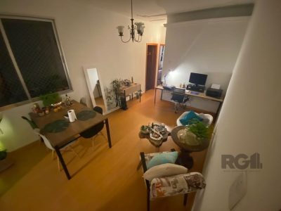 Apartamento à venda com 90m², 3 quartos no bairro Santana em Porto Alegre - Foto 2