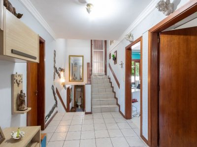 Casa à venda com 240m², 3 quartos, 1 suíte, 4 vagas no bairro Ipanema em Porto Alegre - Foto 34