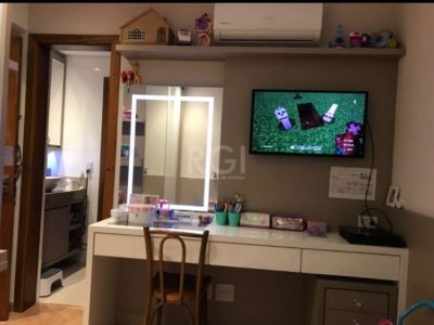 Apartamento à venda com 101m², 3 quartos, 3 suítes, 2 vagas no bairro Higienópolis em Porto Alegre - Foto 7