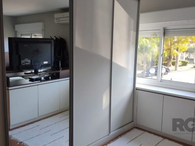 Casa Condominio à venda com 118m², 3 quartos, 1 suíte, 2 vagas no bairro Cristal em Porto Alegre - Foto 13