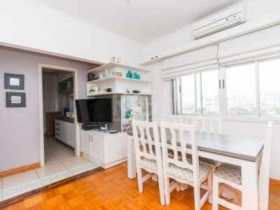 Apartamento à venda com 80m², 3 quartos no bairro Bom Fim em Porto Alegre - Foto 3