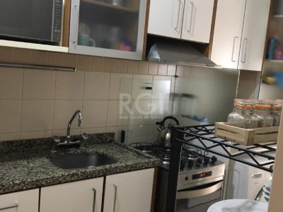 Apartamento à venda com 85m², 3 quartos, 1 suíte, 1 vaga no bairro Vila Ipiranga em Porto Alegre - Foto 8