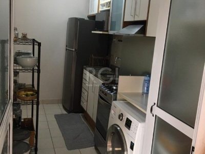 Apartamento à venda com 85m², 3 quartos, 1 suíte, 1 vaga no bairro Vila Ipiranga em Porto Alegre - Foto 10