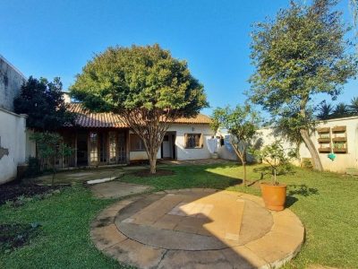 Casa à venda com 420m², 4 quartos, 1 suíte, 5 vagas no bairro Santa Tecla em Porto Alegre - Foto 13