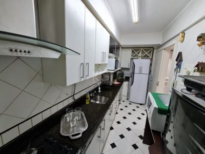 Apartamento à venda com 94m², 3 quartos, 1 suíte, 1 vaga no bairro Menino Deus em Porto Alegre - Foto 12