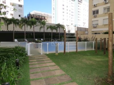 Apartamento à venda com 62m², 2 quartos, 1 suíte, 2 vagas no bairro Passo d'Areia em Porto Alegre - Foto 13