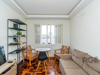 Apartamento à venda com 66m², 2 quartos no bairro Santa Cecília em Porto Alegre - Foto 3