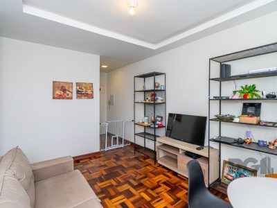 Apartamento à venda com 66m², 2 quartos no bairro Santa Cecília em Porto Alegre - Foto 4