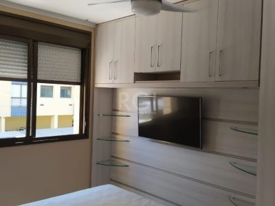 Apartamento à venda com 60m², 2 quartos, 1 vaga no bairro Partenon em Porto Alegre - Foto 5