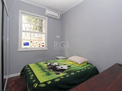 Casa à venda com 264m², 3 quartos, 2 vagas no bairro Santa Tereza em Porto Alegre - Foto 5