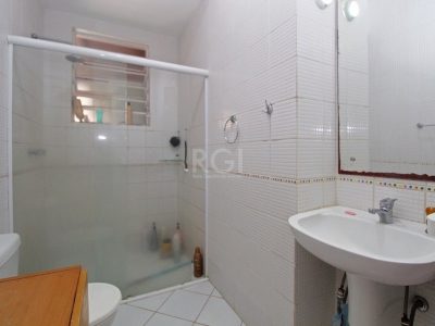 Casa à venda com 264m², 3 quartos, 2 vagas no bairro Santa Tereza em Porto Alegre - Foto 11