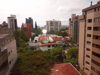 Apartamento à venda com 138m², 3 quartos, 1 suíte, 2 vagas no bairro Bela Vista em Porto Alegre - Foto 9