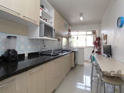 Apartamento à venda com 106m², 3 quartos, 1 suíte, 2 vagas no bairro Jardim Botânico em Porto Alegre - Foto 3