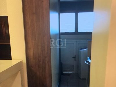 Apartamento à venda com 78m², 2 quartos, 1 suíte, 2 vagas no bairro Rio Branco em Porto Alegre - Foto 5