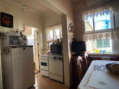 Apartamento à venda com 78m², 2 quartos no bairro Menino Deus em Porto Alegre - Foto 14