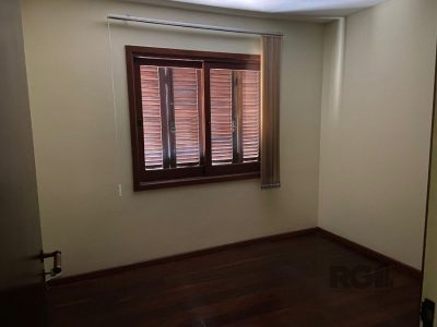 Apartamento à venda com 79m², 2 quartos, 1 vaga no bairro Partenon em Porto Alegre - Foto 5